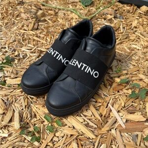 Valentino Men's Black Leather Sneakers